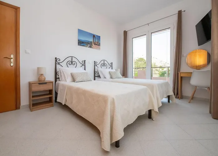 Casa Serena * Lardos