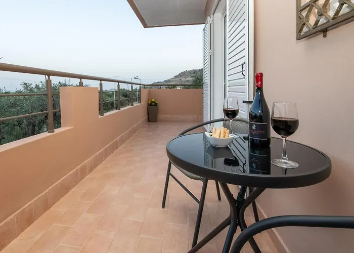 Casa Serena * Lardos