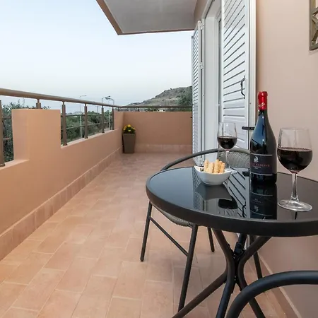 Casa Serena * Lardos